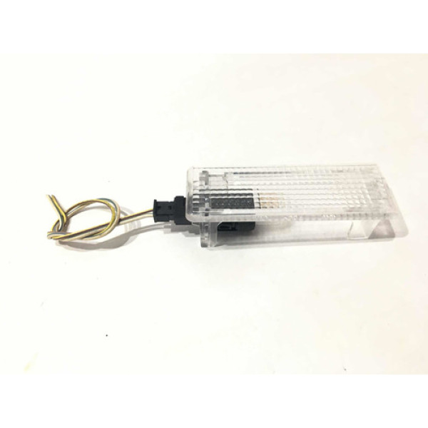 Lanterna Interna Porta Mala Ford Fucus 13/19am51-13a756aa