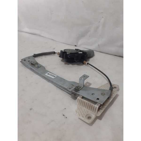 Máquina Vidro Elétr Tras Dir Nissan Sentra 07/13 82700et000