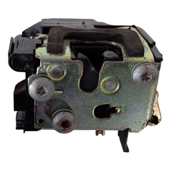 Fechadura Int Porta Dianteira Direita Fiat Palio 01/06