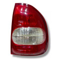 Lanterna Direita Corsa Classic 2000/2009 C/ Detalhe Direito Vermelho