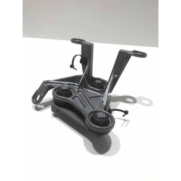 Suporte Módulo Do Abs Mercedes C180/ C200 #110